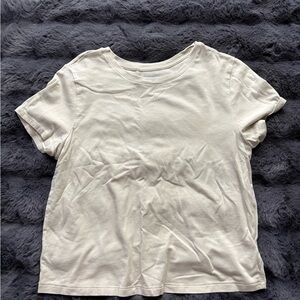 Old Navy Cream Short Sleeve Tee